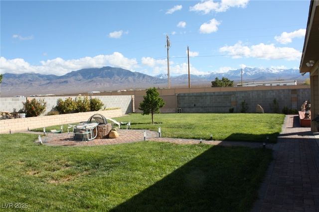 1101 East Blosser Ranch Road, Pahrump, NV 89060