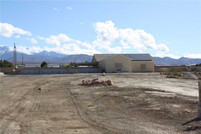1101 East Blosser Ranch Road, Pahrump, NV 89060