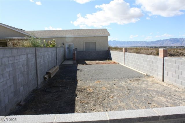 1101 East Blosser Ranch Road, Pahrump, NV 89060