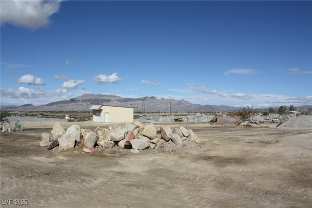 1101 East Blosser Ranch Road, Pahrump, NV 89060
