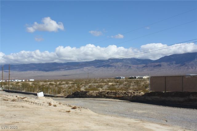 1101 East Blosser Ranch Road, Pahrump, NV 89060