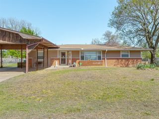 209 S 2nd Avenue, Stroud, OK 74079