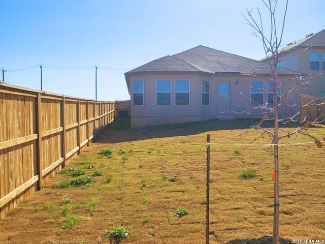 7765 CHAMPION CRK, San Antonio, TX 78252