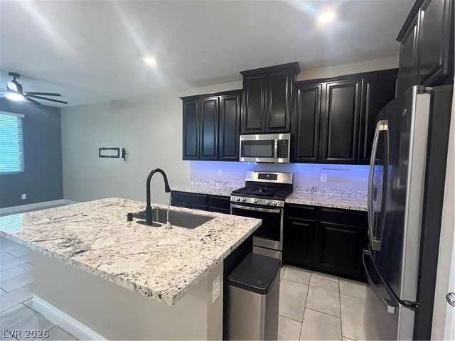 965 Nevada State Drive 32101, Henderson, NV 89002