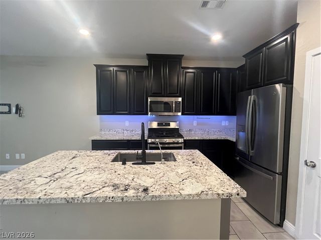 965 Nevada State Drive 32101, Henderson, NV 89002