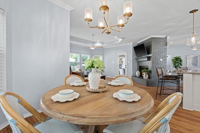 100 Sumner Lane, Waxahachie, TX 75165