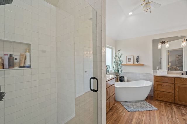 100 Sumner Lane, Waxahachie, TX 75165