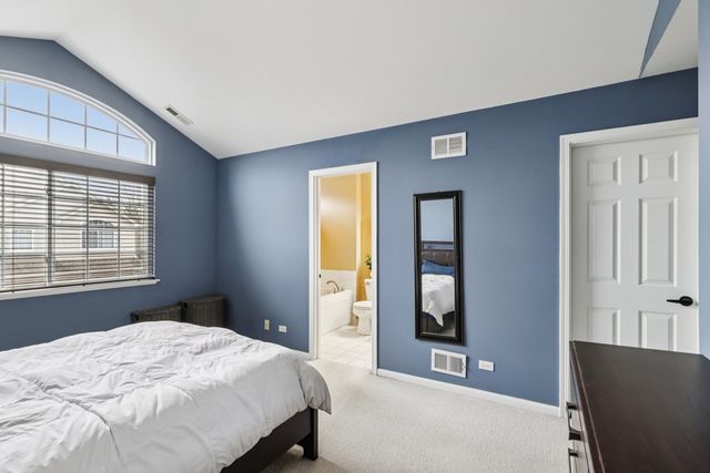 412 Jamestown Court, Aurora, IL 60502