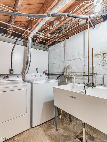 15606 Scottsdale Boulevard, Shaker Heights, OH 44120