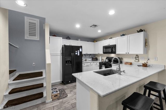 8929 Braided Yarn Avenue, Las Vegas, NV 89149