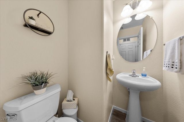 8929 Braided Yarn Avenue, Las Vegas, NV 89149