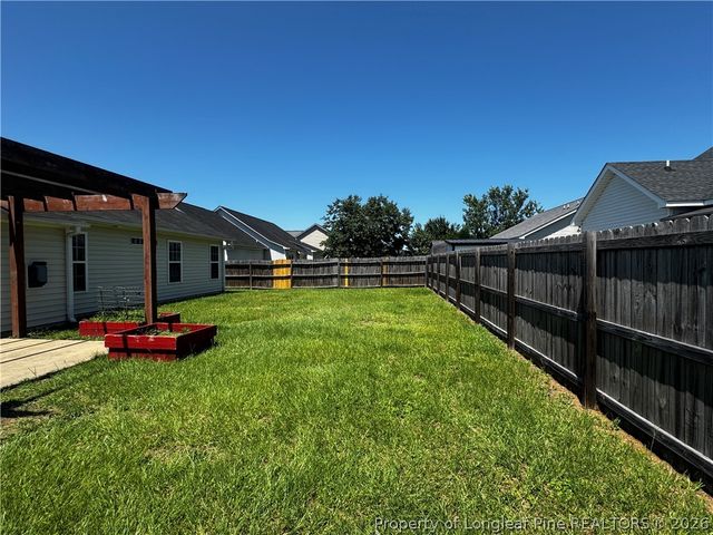 2118 Queen Elizabeth Lane, Hope Mills, NC 28348