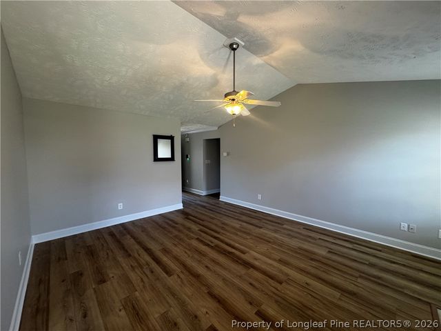 2118 Queen Elizabeth Lane, Hope Mills, NC 28348