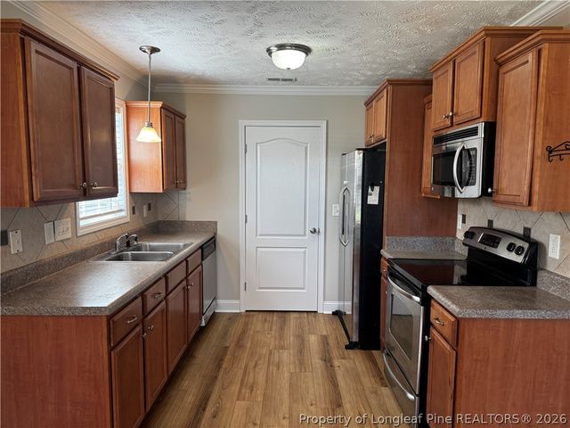 2118 Queen Elizabeth Lane, Hope Mills, NC 28348