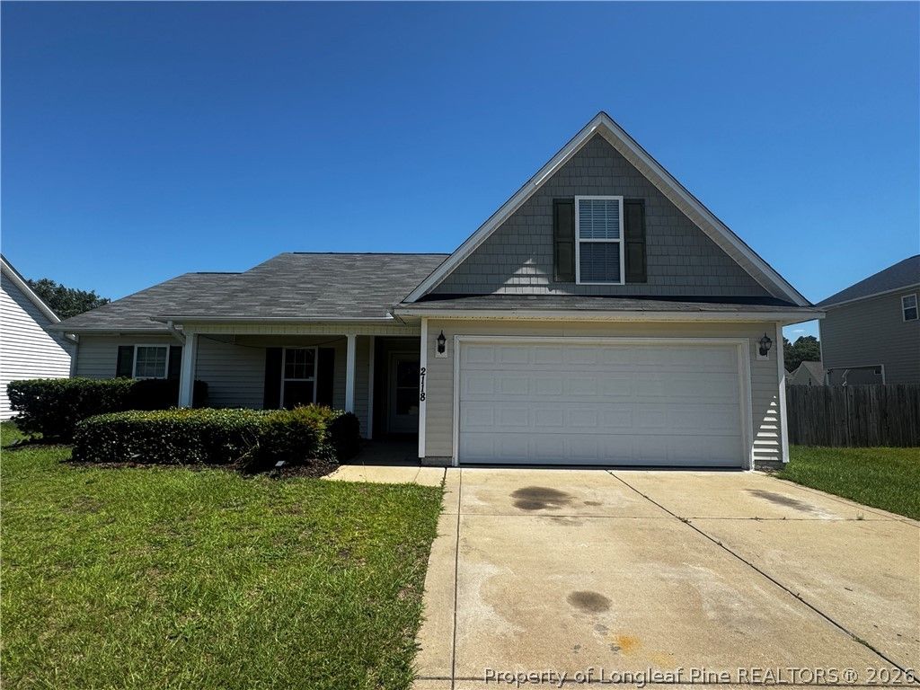 2118 Queen Elizabeth Lane, Hope Mills, NC 28348