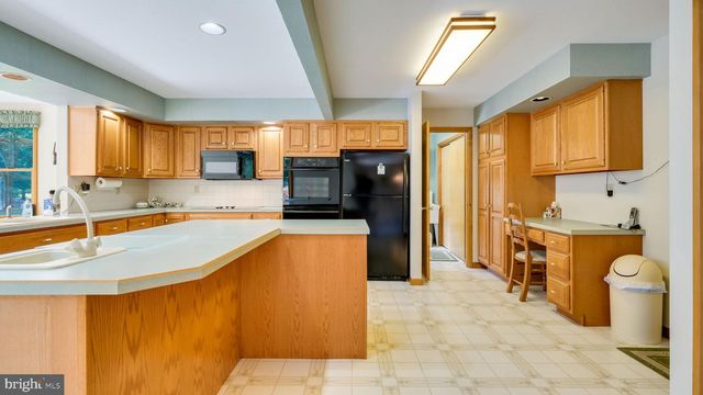 1727 RICKERT RD, Perkasie, PA 18944
