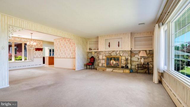 1727 RICKERT RD, Perkasie, PA 18944