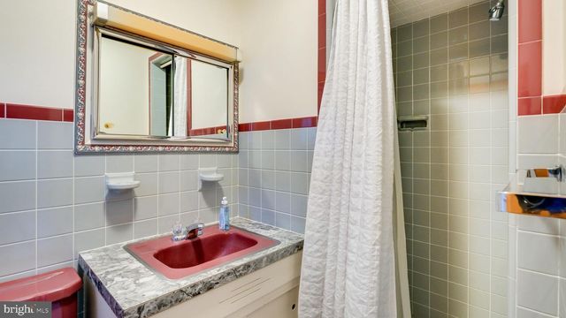 1727 RICKERT RD, Perkasie, PA 18944