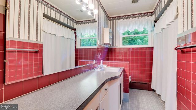 1727 RICKERT RD, Perkasie, PA 18944