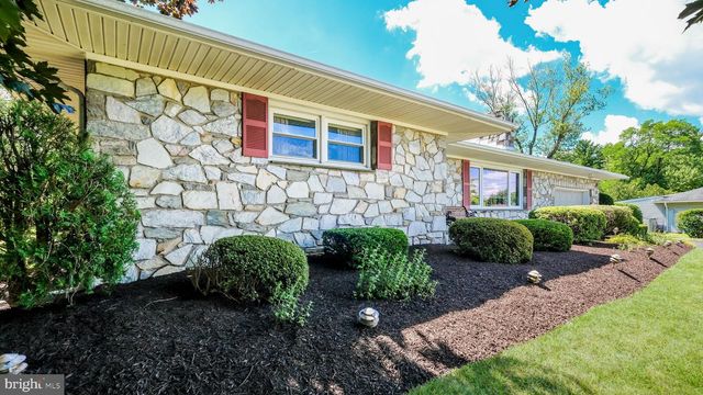 1727 RICKERT RD, Perkasie, PA 18944
