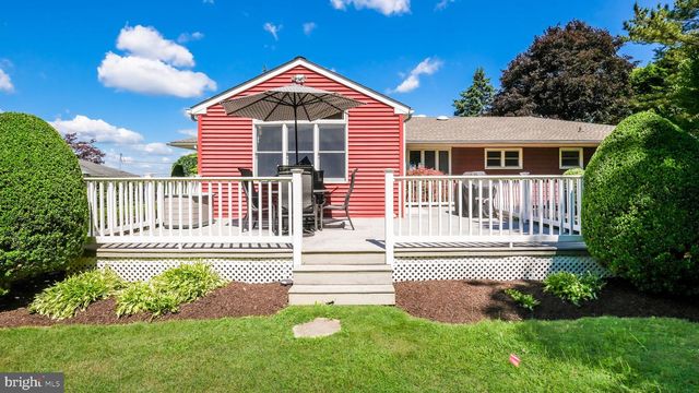 1727 RICKERT RD, Perkasie, PA 18944