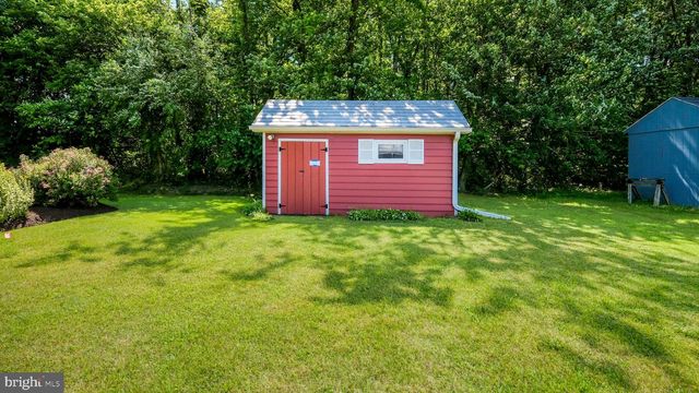 1727 RICKERT RD, Perkasie, PA 18944