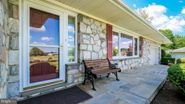 1727 RICKERT RD, Perkasie, PA 18944