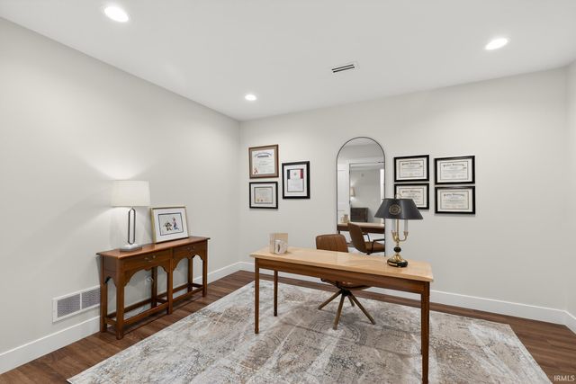 56103 Stone Hill Court, Bristol, IN 46507