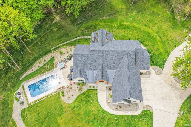56103 Stone Hill Court, Bristol, IN 46507