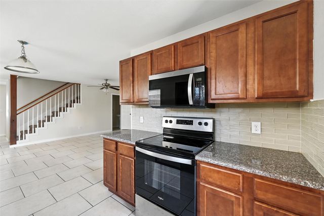 721 E College Street, Princeton, TX 75407