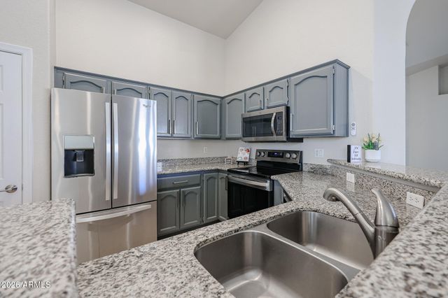 13260 W PALM Lane, Goodyear, AZ 85395