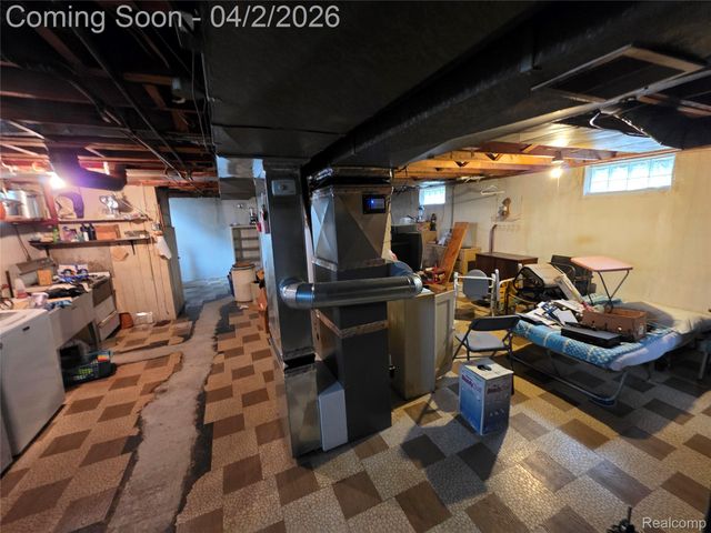 9960 Rockland, Redford Charter Township, MI 48239