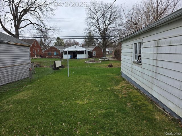 9960 Rockland, Redford Charter Township, MI 48239