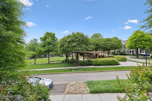 9432 Clingmans Dome Drive, Knoxville, TN 37922