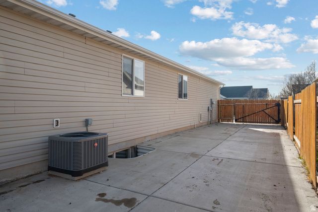 1803 E REVERE WAY, Eagle Mountain, UT 84005