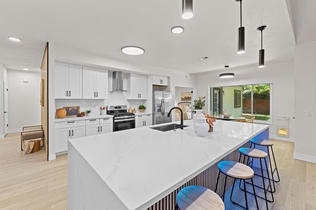 3209 Max Ct, Carmichael, CA 95608