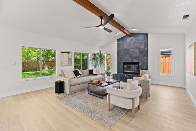 3209 Max Ct, Carmichael, CA 95608