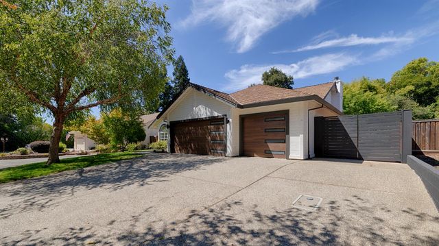 3209 Max Ct, Carmichael, CA 95608