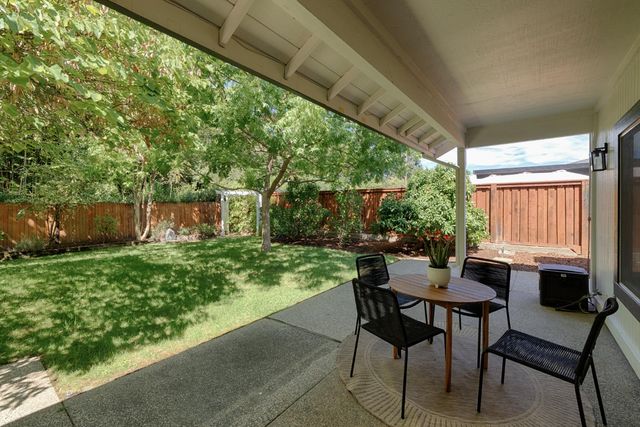 3209 Max Ct, Carmichael, CA 95608