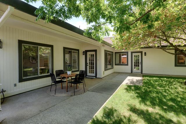 3209 Max Ct, Carmichael, CA 95608
