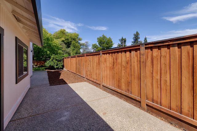 3209 Max Ct, Carmichael, CA 95608