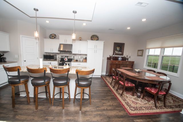 2709 Remington Trce, Clarksville, TN 37043