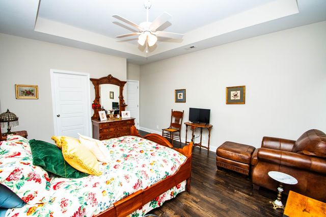 2709 Remington Trce, Clarksville, TN 37043