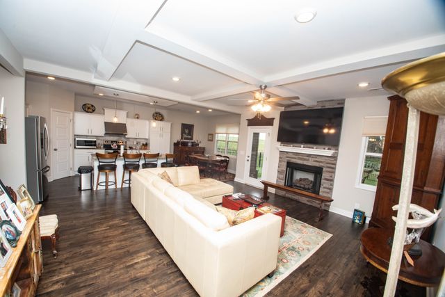 2709 Remington Trce, Clarksville, TN 37043