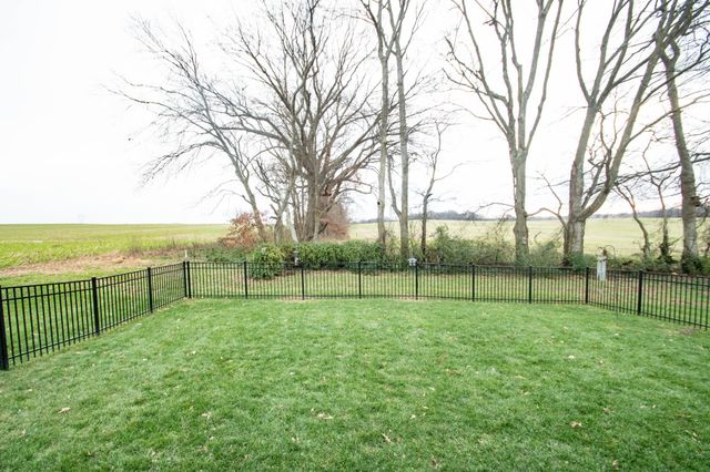 2709 Remington Trce, Clarksville, TN 37043