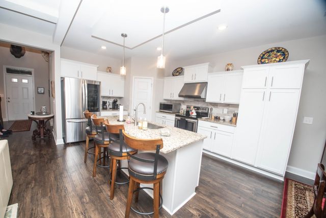 2709 Remington Trce, Clarksville, TN 37043