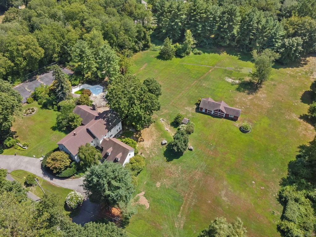 21 Fuller Road, Trumbull, CT 06611
