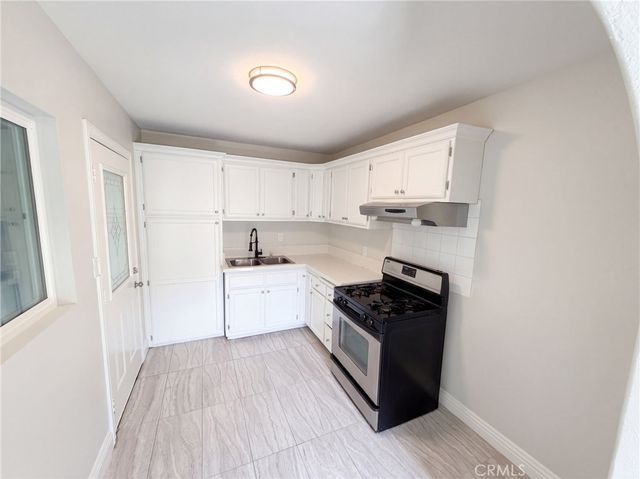 17787 Ivy, Fontana, CA 92335