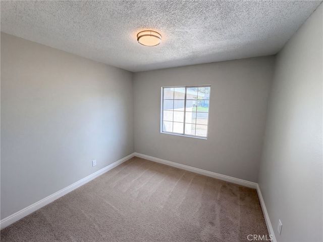 17787 Ivy, Fontana, CA 92335
