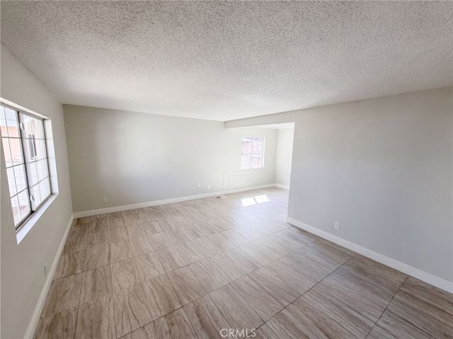 17787 Ivy, Fontana, CA 92335